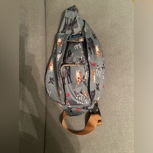 Kavu rope sling backpack dog party